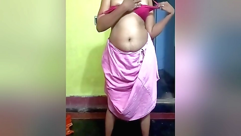 Solo amateur porn video of Indian teen being fucked