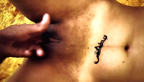 Indian girl gets her cunt fingered by her boyfriend