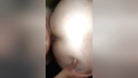 Bajada en un amante de chicos y en una mujer de india