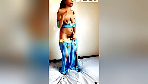 Busty brunette with a sexy body in amateur porn video