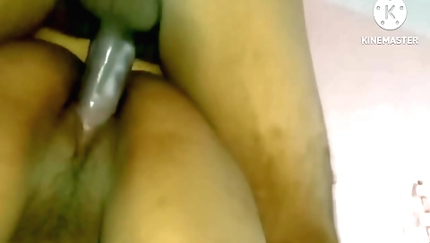 Indian girl fucked by her boyfriend in amateur sex video