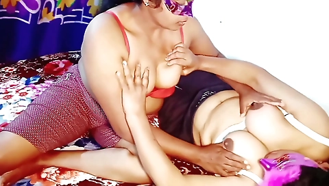 Lesbian big ass amateur video with a brunette and big tits