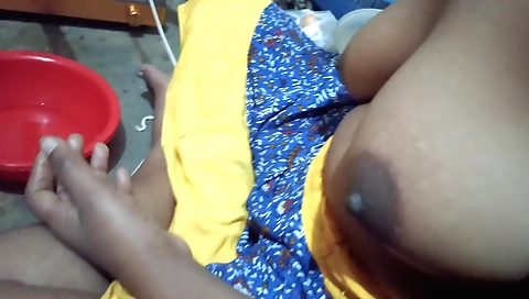 Hairy desi wife's blog has a huge hole for her cumming