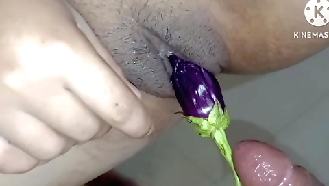 Indian teen has sex with her boyfriend in POV video