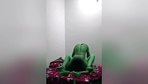 I am making homemade webcam video with my girlfriend 5