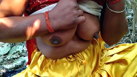 Indian teen gets fucked in her hairy pussy in POV video