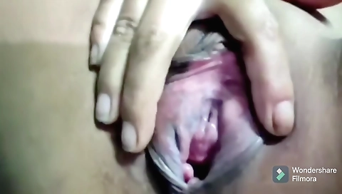 Indian solo video with a fat ass girl and huge tits