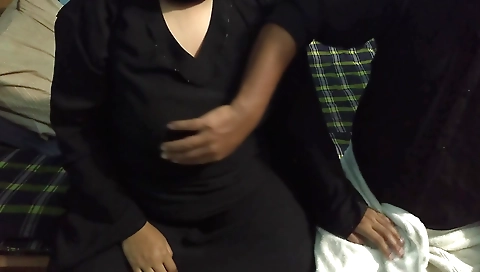 Indian brunette with big ass is getting banged in a cam