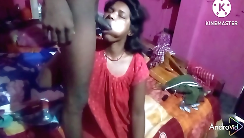 Hot stepsister-in-law drank cock in the morning in a video