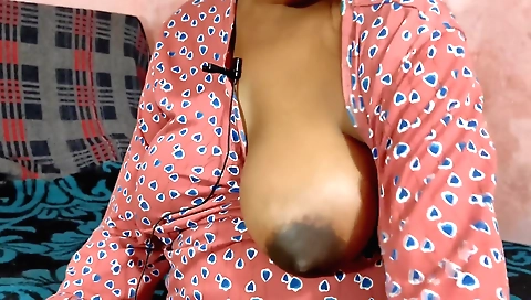 Indian girl in a sexy outfit is showing her ass hole in a solo video