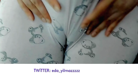 Blonde milf with a plump booty is masturbating solo