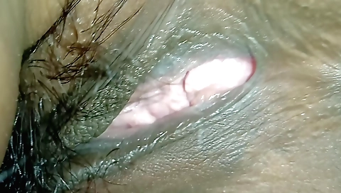 Indian hairy girl 1st time fucking in homemade porn