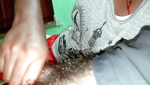 Indian babe with big boobs and a hairy pussy fucks