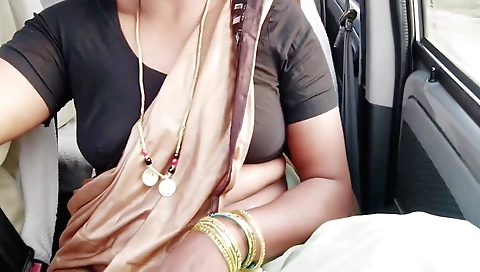 Indian girlfriend gives a nice handjob and blowjob