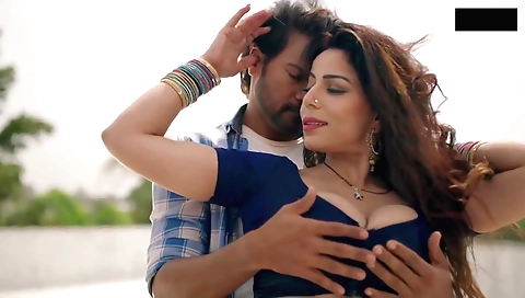 Indian MILF wearing sexy lingerie and getting fucked