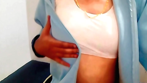 Indian solo female porn video with big tits and hairy pussy