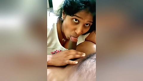 Indian babe sucks and fucks her husband in amateur