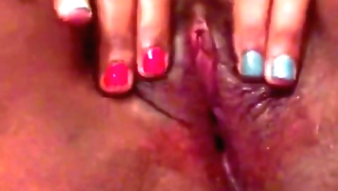 Indian sexy desi is fingering her pussy in her bed