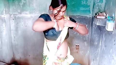 Hot tamil amateur wife uncensored solo vid with me