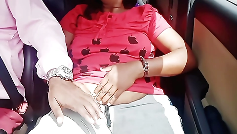 Hot brunette chick in the car gets fucked by her lover