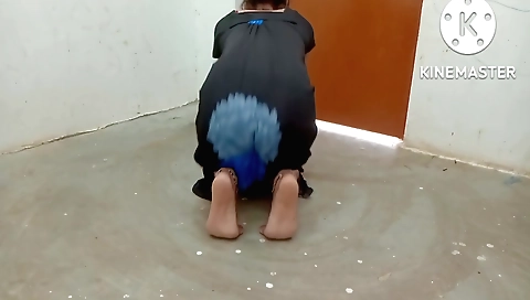 Sexy amateur brunette mom in a sexy web camera show