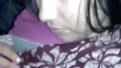 Indian brunette fucking at home in hot amateur video