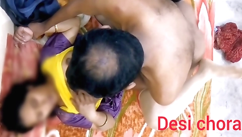 Indian teen gets fucked in the backyard by boyfriend