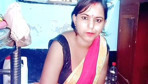 Amateur brunette fucks her man with passion in pussy