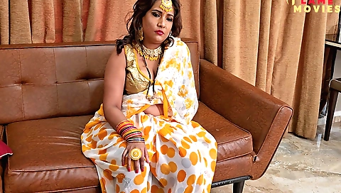 Indian hottie enjoys deepthroat sex with her lover