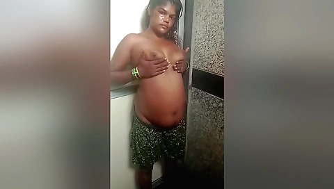 Girlfriend fingered by her man in amateur hd video 1