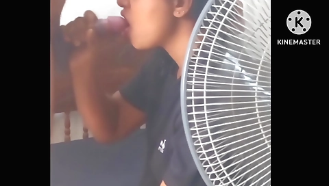 Sexy amateur brunette cums in her mouth after having a fun