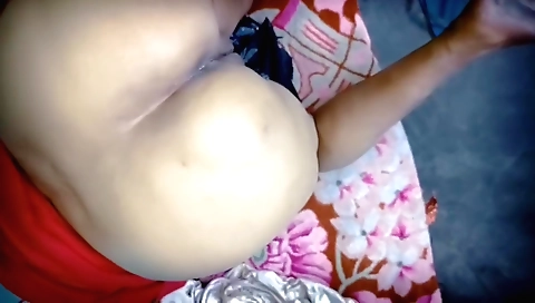 Indian aunty ki chudai xhamast aunty ki chodhy uthay kar doggy style