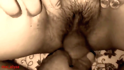 Girl gets her hairy pussy in front of us and gives a blowjob