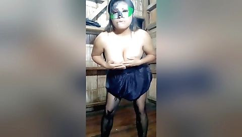 I love to play with my own body and my own fantasies